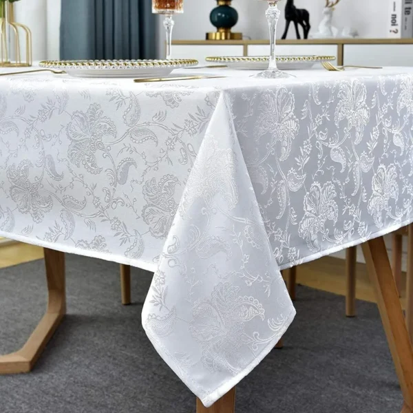 Kikasa Hotel Table Cloths - Luxurious and Durable Table Coverings - Image 2